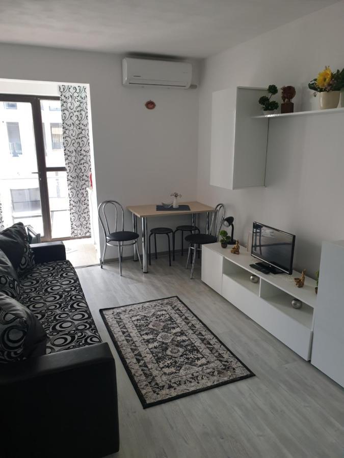 Madalin Apartment Mangalia Luaran gambar