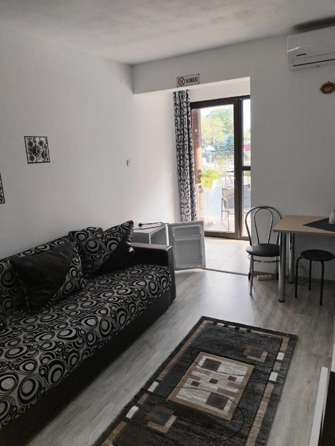 Madalin Apartment Mangalia Luaran gambar
